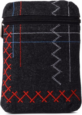 

Baggit Casual Black Clutch