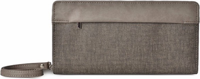 

Baggit Casual Beige Clutch