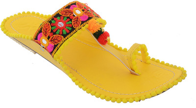 

BLOSSOM Women Yellow Flats