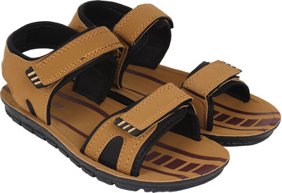

Oricum Men Brown Sandals