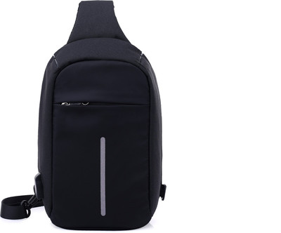 

PFERD Messenger Bags Messenger Bag(Black, 3 L)