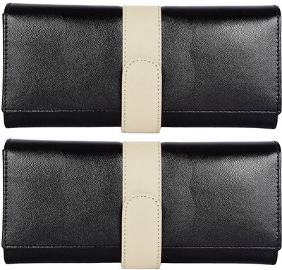 

Li Leane Casual Black, White Clutch