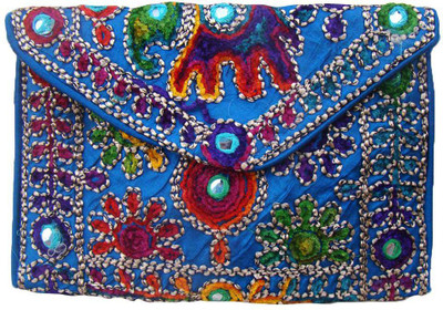 

The Living Craft Casual Multicolor Clutch