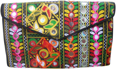 

The Living Craft Casual Multicolor Clutch