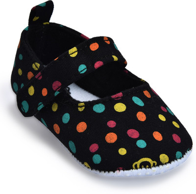 

Kiwi Girls Velcro Ballerinas(Black
