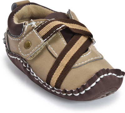 

Kiwi Boys & Girls Slip on Casual Boots(Brown