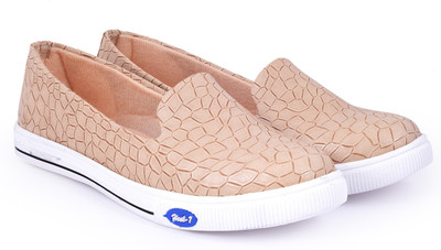 

Trendy Look J1140CR Slip On Sneakers For Women(Off White, Cream
