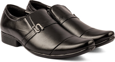 

Corpus New Trend Slip On For Men(Black