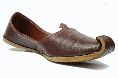 

MY SILVER WINGS RAJASTHANI RAJWARI PANJABI JUTI Mojaris For Men(Brown