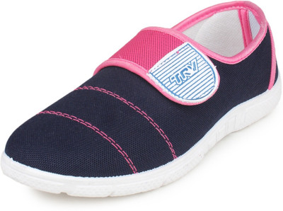 

TRV Silk2 Casual Shoes For Women(Pink, Blue