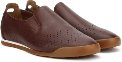 

Clarks Siddal Step Chestnut Leather Slip On Sneakers For Men(Brown