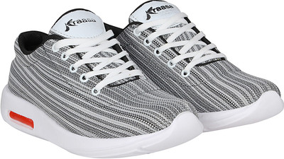 

Kraasa Runners Choice Walking Shoes For Men(Grey, White
