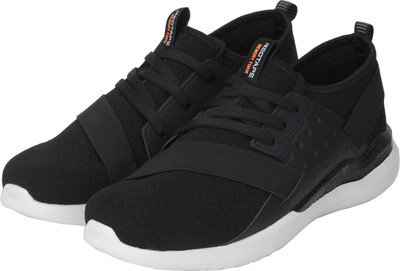 

Red Tape Athleisure Sports Range Running Shoes For Men(Black