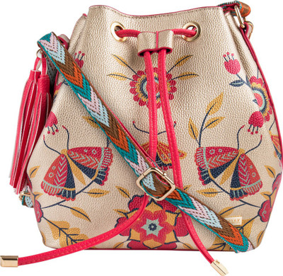 Chumbak handbags top