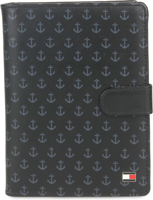 

Tommy Hilfiger Men Black Genuine Leather Wallet(4 Card Slots)