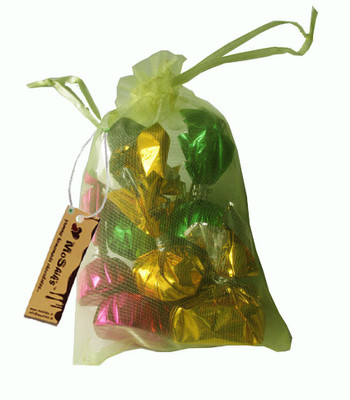 

Moshiks RAISINS MILK CHOCOLATE 100 GM MULTICOLOR POUCH Bars(0.1 kg)