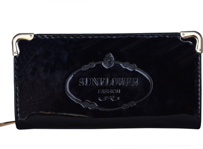 

Gorgeous Casual Black Clutch