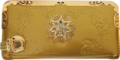 

Glitters Online Casual Gold Clutch