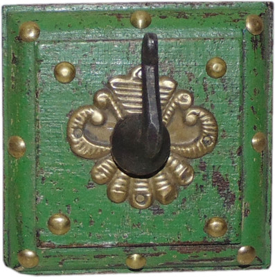 

AKHANIHANDICRAFTS Multicolor Akhani Handicrafts Multicolor Wooden Hand Painted Iron Hook - 1 g