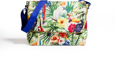 

Baby Jalebi The Madagascar Side Messenger Diaper Bag(Multicolor)