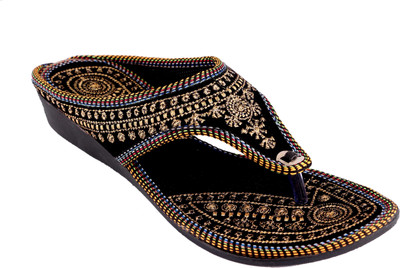 

Mozi Women Black Flats