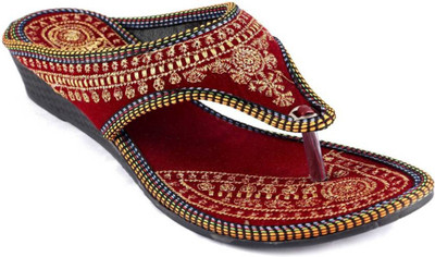 

LYLA Women MAROON Flats