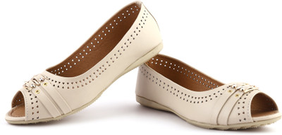 Sir Denill Traditional Bellies For Women(Beige