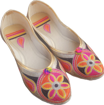 

SOKHI Multicolor party wear Punjabi Jutti Bellies For Women(Multicolor