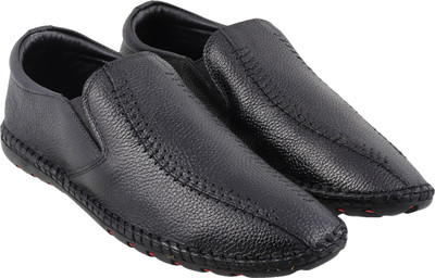 

Metro Trendy Casuals For Men(Black, 11;black
