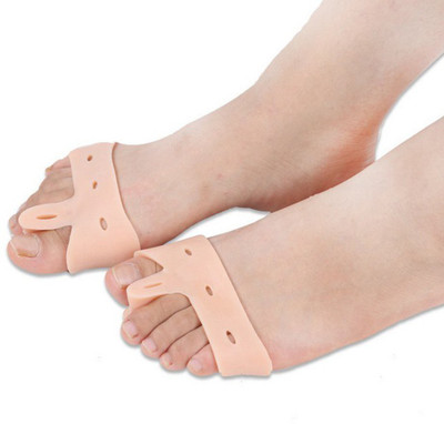 

Swarish foot fingers Toe Separator thumb valgus protector feet care Foot Support (Free Size, Multicolor)