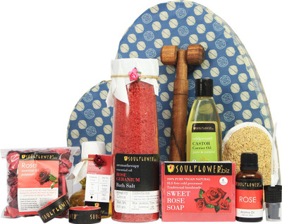 

Soulflower Rose Heart Bath Giftset(Set of 7)