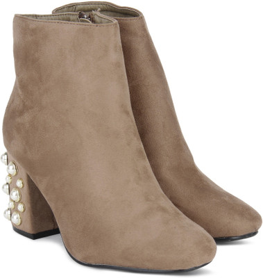 

Chemistry Boots For Women(Brown