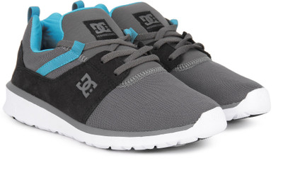 

DC HEATHROW Casual For Men(Grey, Lgy