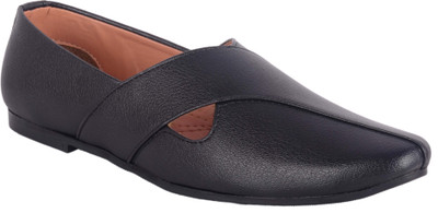 

AAIKEN Everest Roadster Shoes Party Wear For Men(Black, 01;black