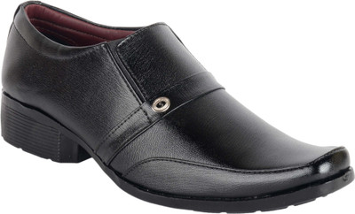 

JUMPING SHOES Slip On For Men(Black