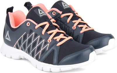 

REEBOK PULSE RUN XTREME Running Shoes For Women(Navy, Navy/melon/white