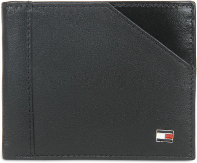 

Tommy Hilfiger Men Black Genuine Leather Wallet(7 Card Slots)