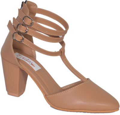 

Friday Women Tan Heels