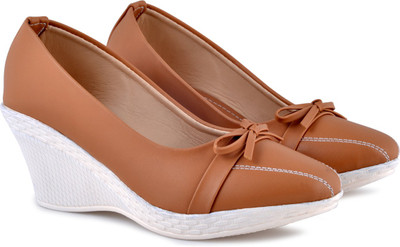 

PIPILIKA Queen 113.252 Brown Trendy High Heel Wedges Belly Shoe for Women Casuals For Women(Brown