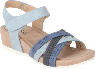 

Mode By Red Tape Women L.Blue Wedges