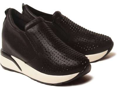 

Klaur Melbourne Slip On Sneakers For Women(Black