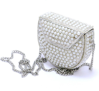 

Indian Sparrow Party White Clutch