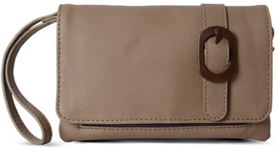 

Baggit Casual Brown Clutch