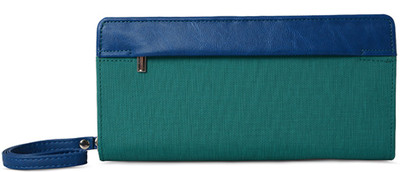

Baggit Casual Blue Clutch