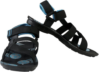

Genial Men Black Sandals