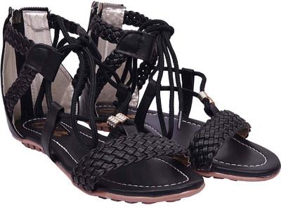 

Jade Women Black Flats