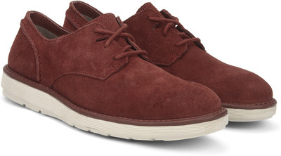 

Clarks FAYEMAN LACE RED SUEDE Corporate Casuals For Men(Maroon