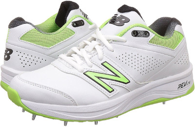 

New Balance CK4030W3 All Rounder Cricket Shoes For Men(White, Green
