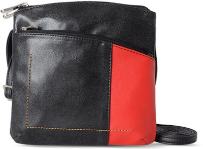 

Baggit Women Casual Black PU Sling Bag