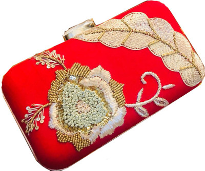 

Craftbazaar Party Red Clutch